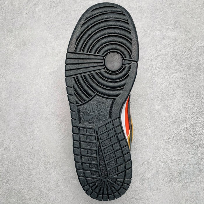 Nike Dunk SB Low Raygun Home