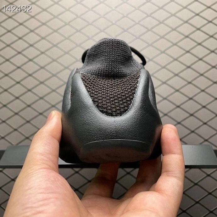 adidas Yeezy 450 Utility Black