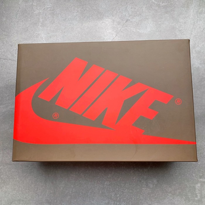 Jordan 1 Retro Low OG SP Travis Scott