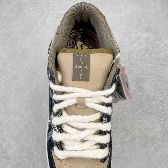Nike Dunk SB Low Travis Scott