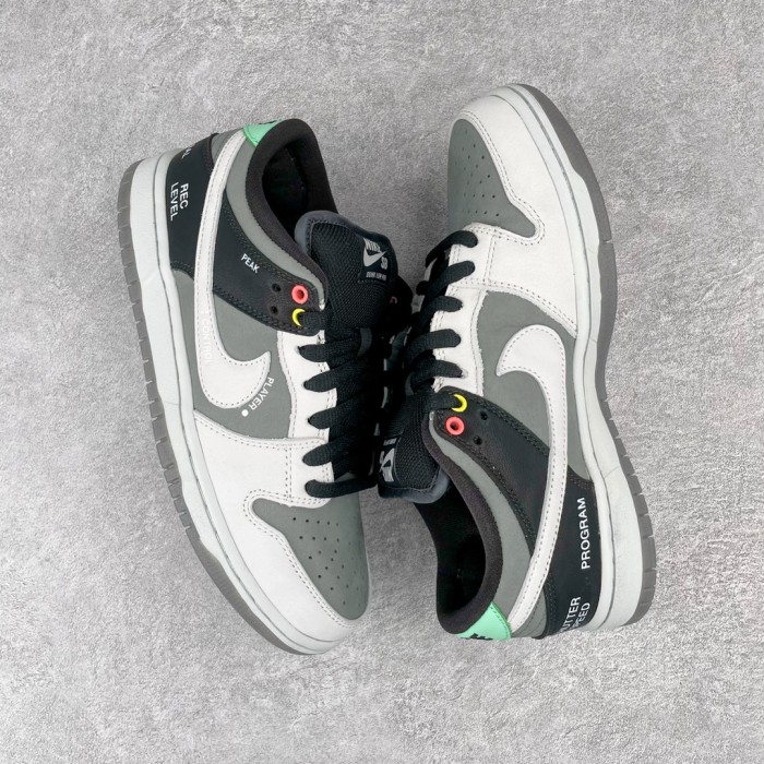 Nike Dunk SB Low VX1000