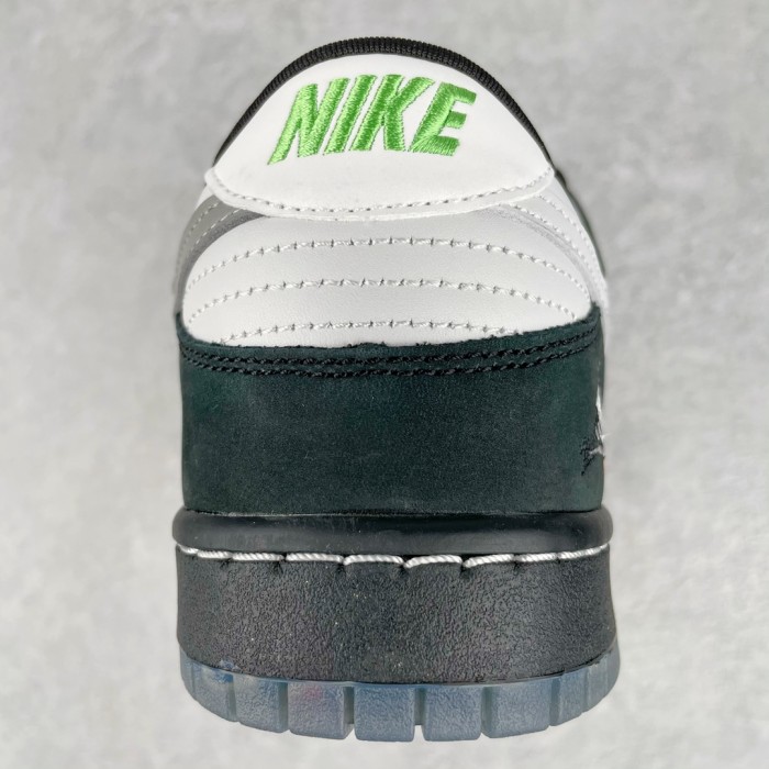 Nike SB Dunk Low Staple Panda Pigeon