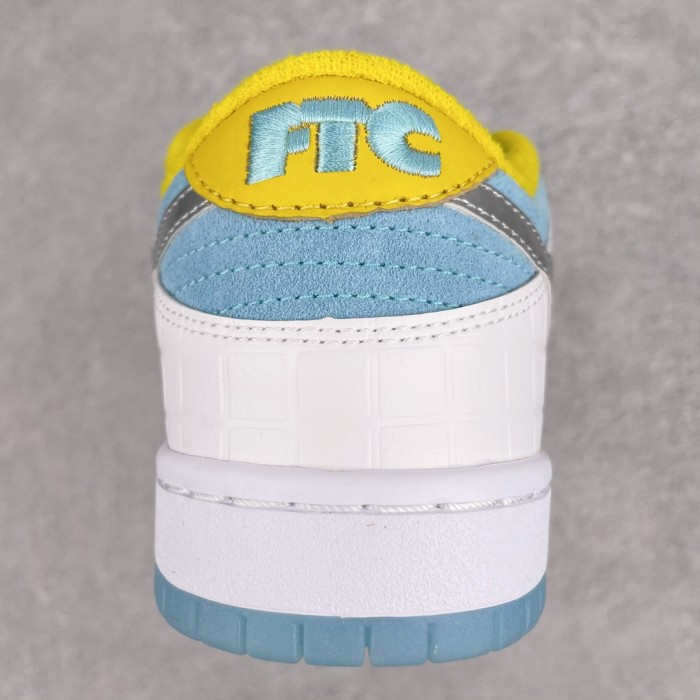 Nike Dunk SB Low Pro FTC Lagoon Pulse