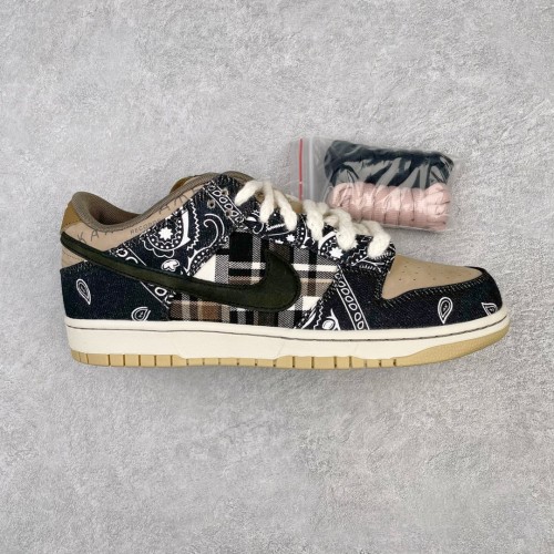 Nike Dunk SB Low Travis Scott