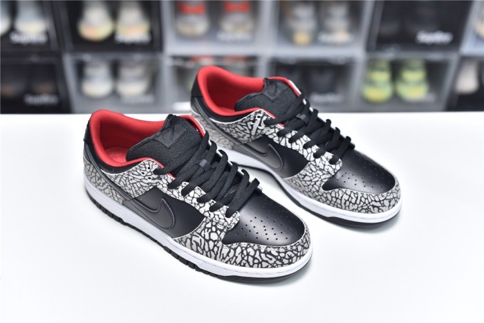 Nike Dunk SB Low Supreme Black Cement