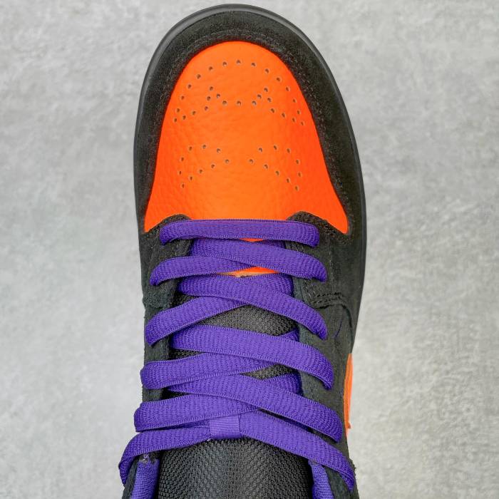 Nike Dunk SB Low Night of Mischief Halloween