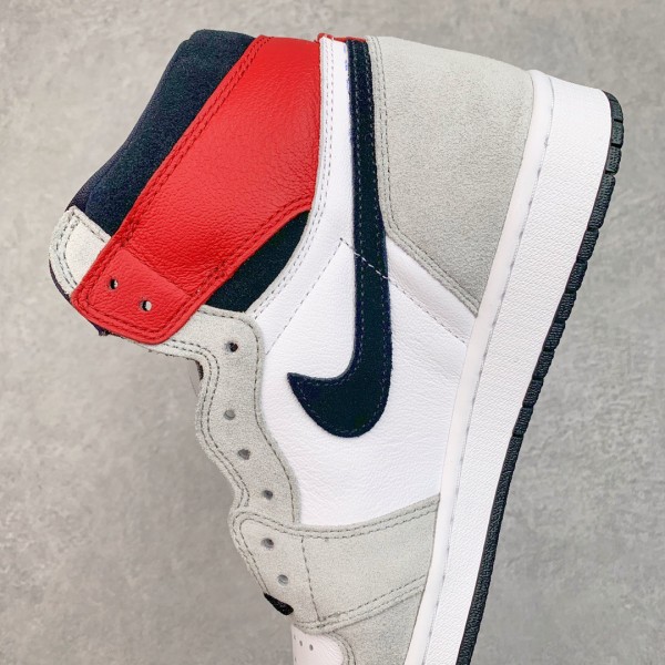 Jordan 1 Retro High Light Smoke Grey