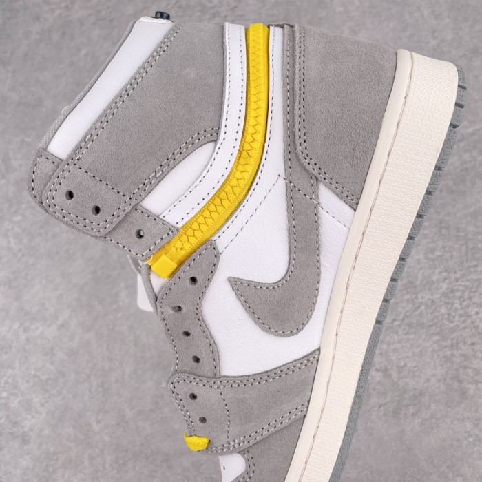 Jordan 1 High Switch Light Somke