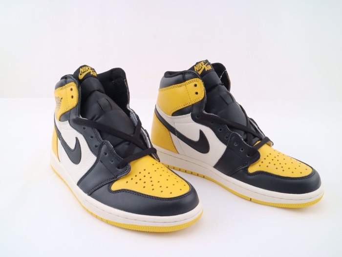 Jordan 1 Mid Yellow Toe Black