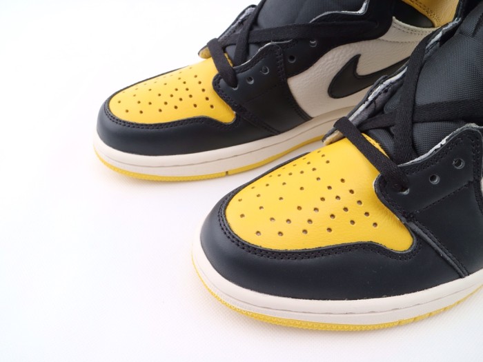 Jordan 1 Mid Yellow Toe Black