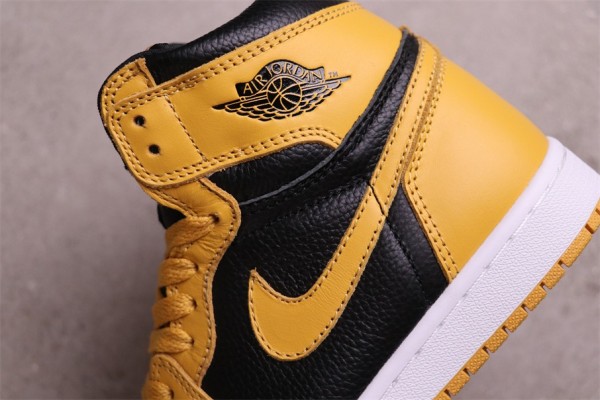 Jordan 1 Retro High Pollen