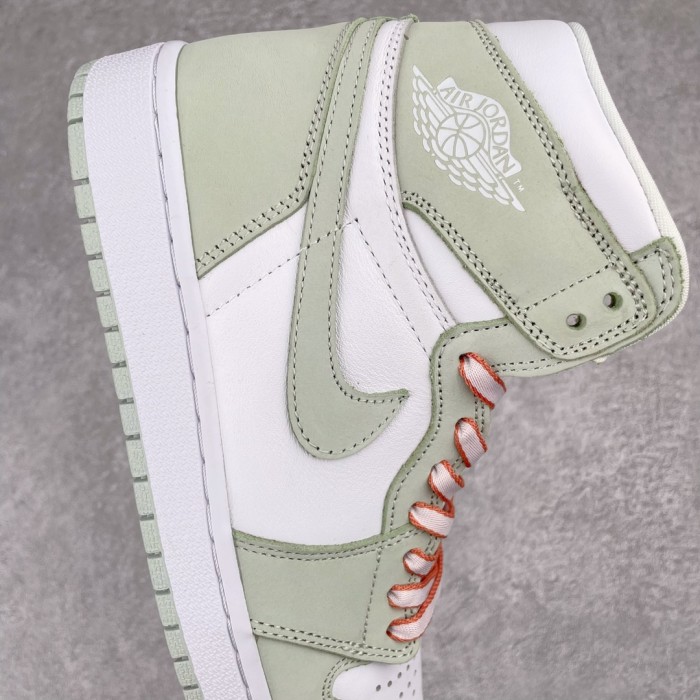 Jordan 1 Retro High OG Seafoam (W)