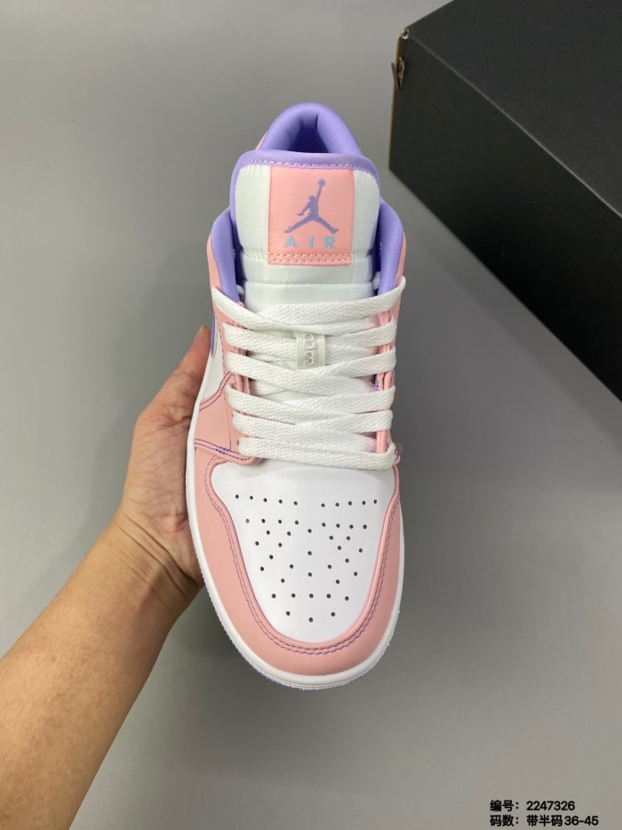 Jordan 1 Low SE Arctic Punch