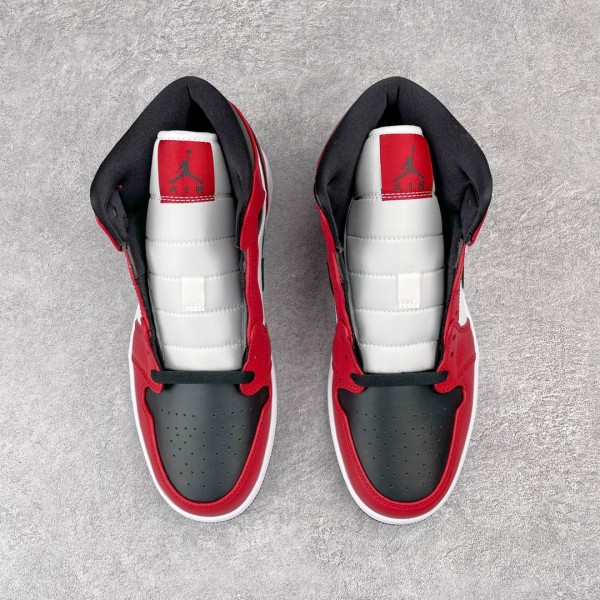 Jordan 1 Mid Chicago Toe