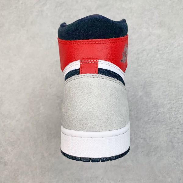 Jordan 1 Retro High Light Smoke Grey