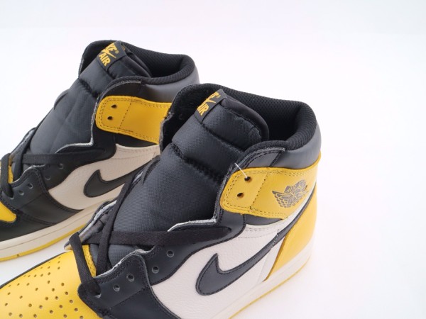 Jordan 1 Mid Yellow Toe Black