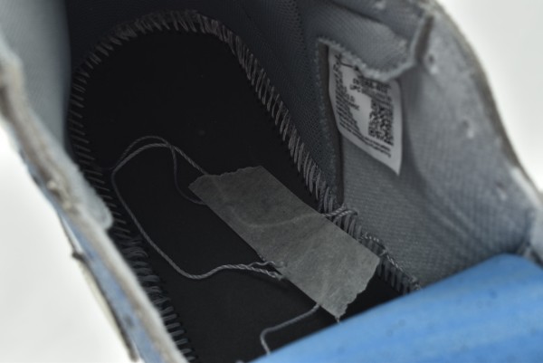 Jordan 1 Retro High Hyper Royal Smoke Grey