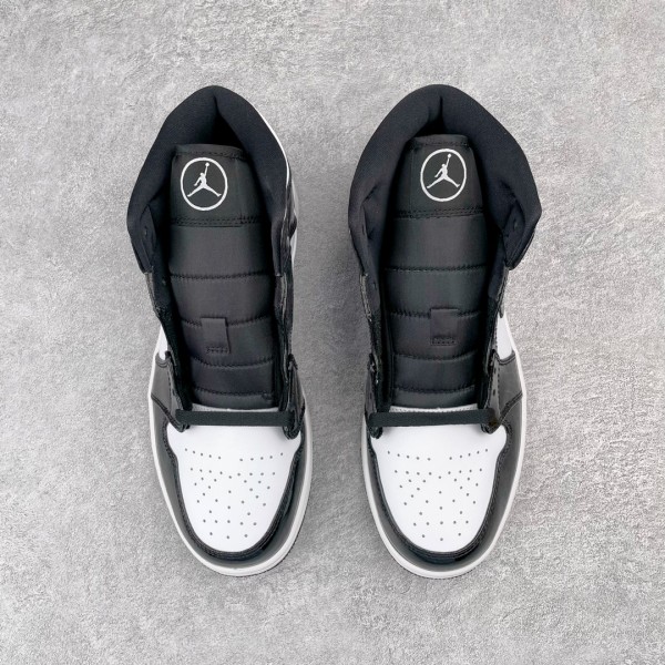 Jordan 1 Mid Carbon Fiber