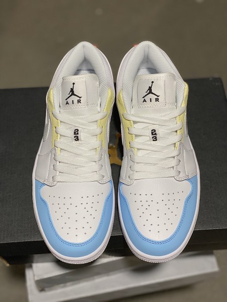 Jordan 1 Low To My First Coach