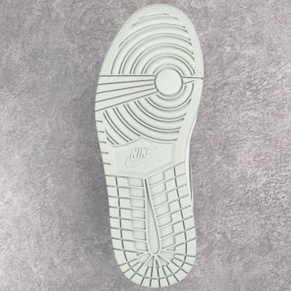 Jordan 1 Retro High OG Seafoam (W)