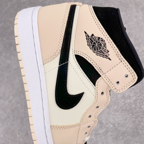 Jordan 1 Mid Barely Orange (W)