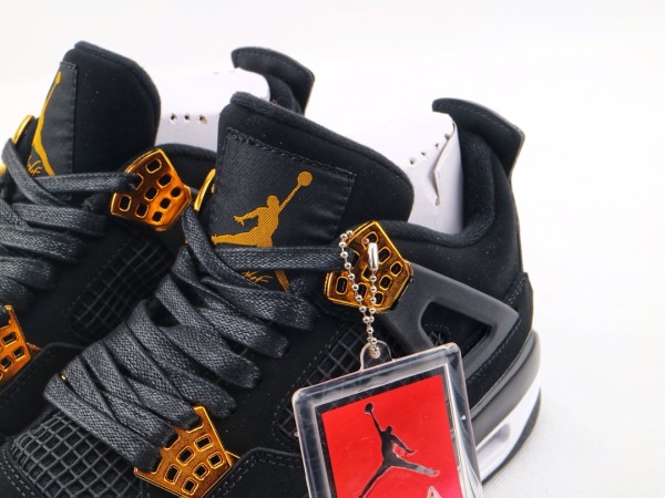 Jordan 4 Retro Royalty