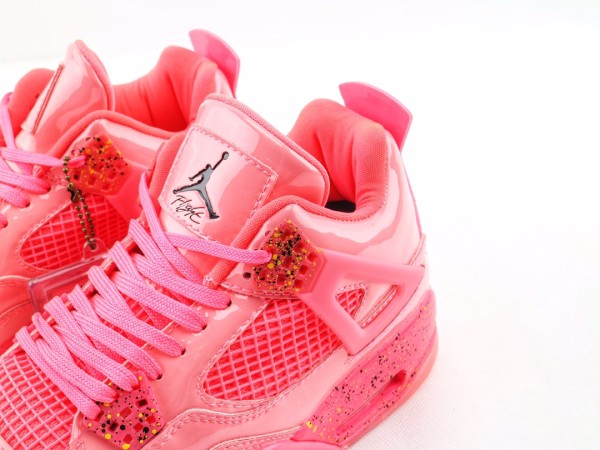 Jordan 4 Retro Hot Punch