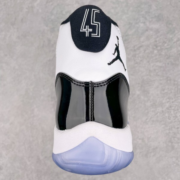 Jordan 11 Retro Concord (2018)