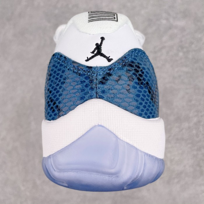 Jordan 11 Retro Low Snake Navy (2019)
