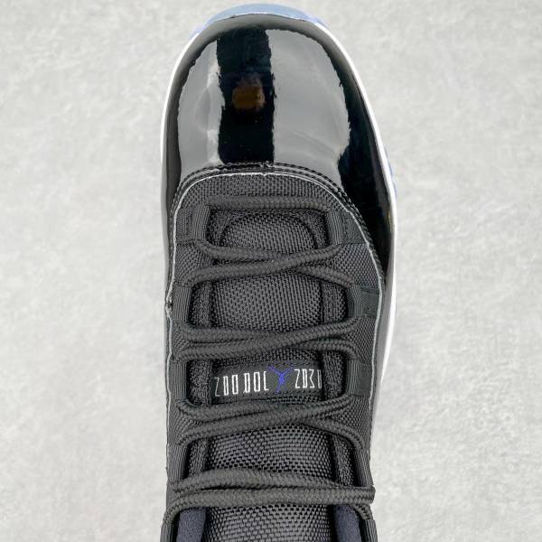 Jordan 11 Retro Space Jam (2016)