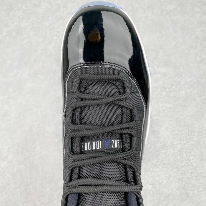 Jordan 11 Retro Space Jam (2016)