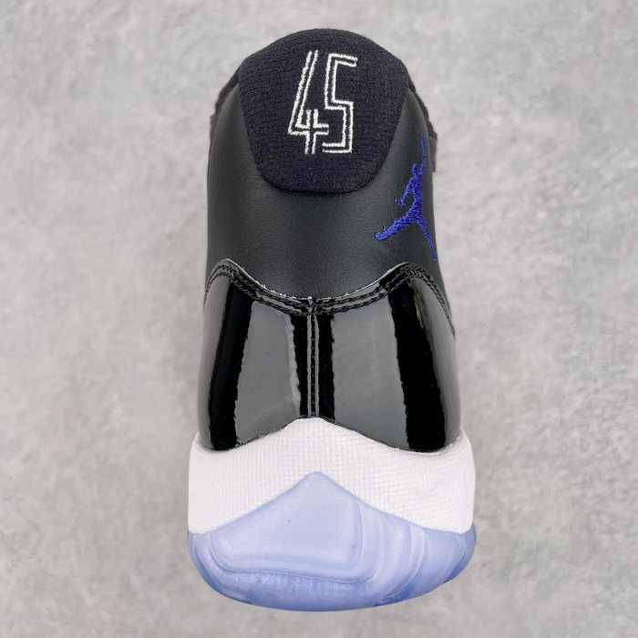 Jordan 11 Retro Space Jam (2016)