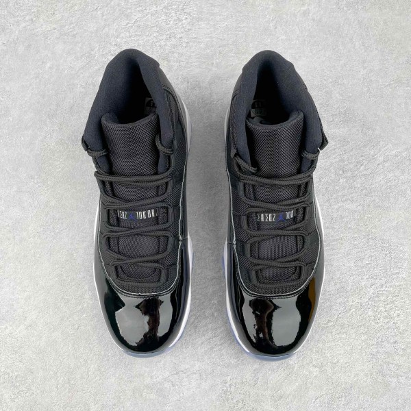 Jordan 11 Retro Space Jam (2016)