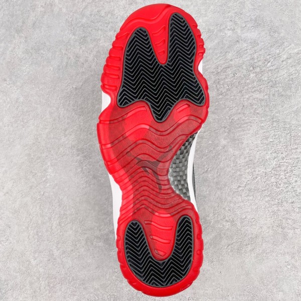 Jordan 11 Retro Low Concord Bred