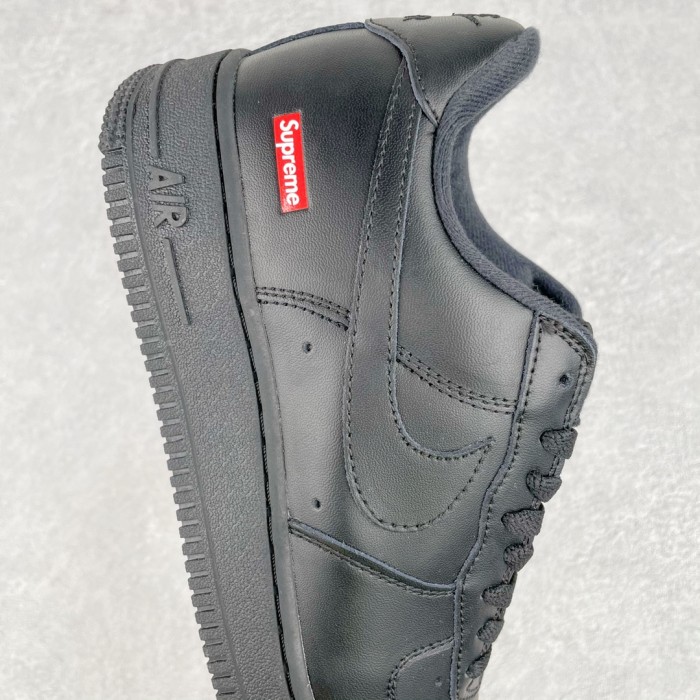 Nike Air Force 1 Low Supreme Black