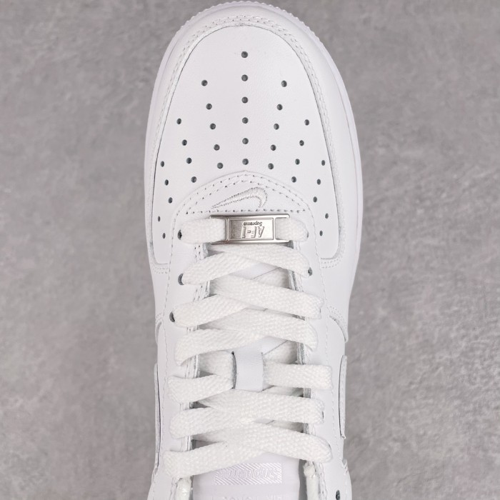 Nike Air Force 1 Low Supreme White