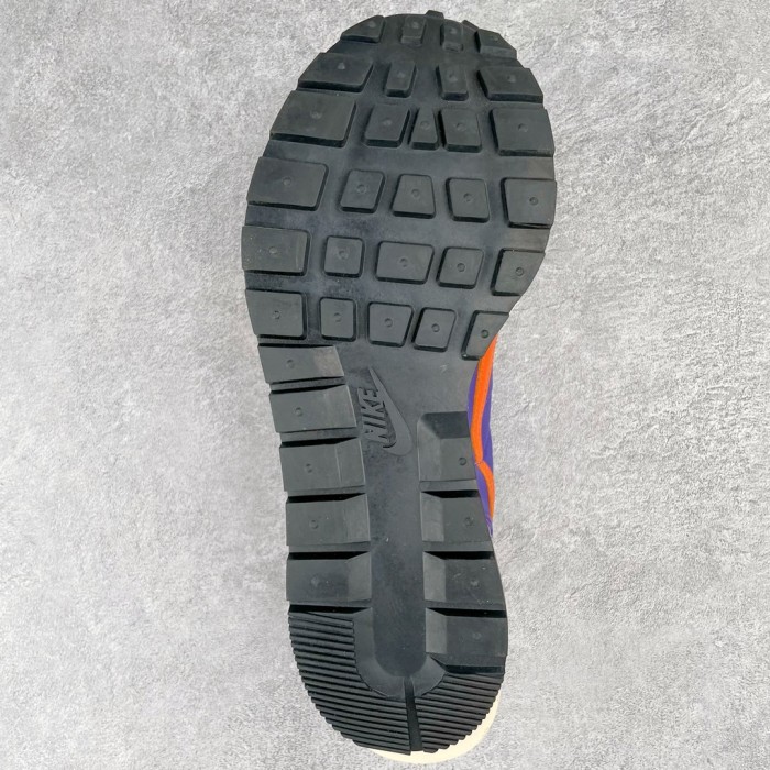 Nike Vaporwaffle sacai Dark Iris