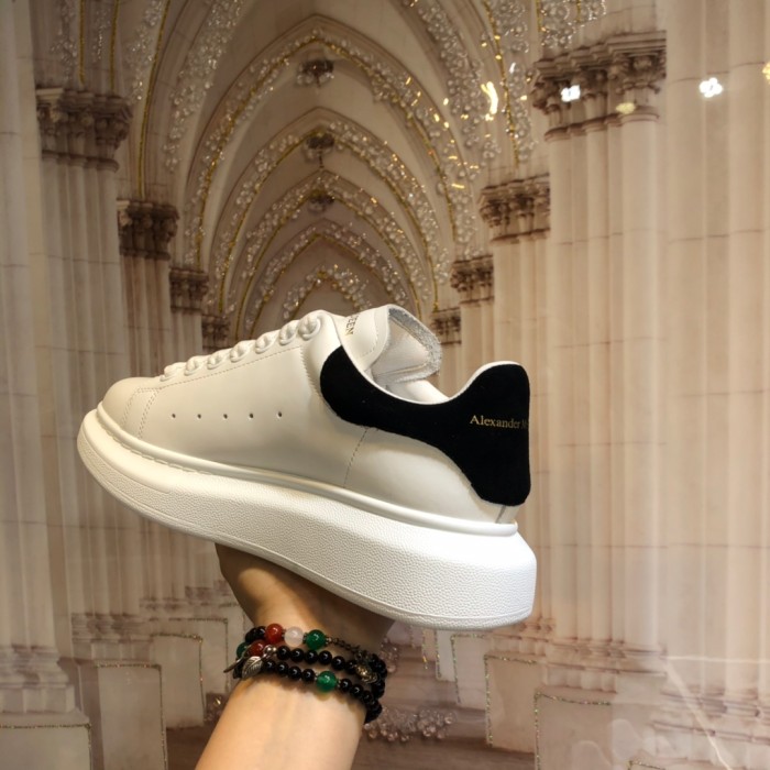 Alexander McQueen Oversized Suede Black (W)