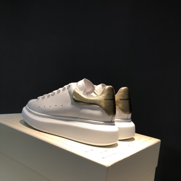 Alexander McQueen Oversized Light Gold (W)