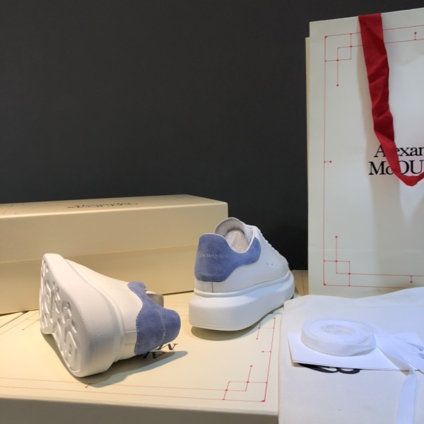 Alexander McQueen Oversized White Electric Blue (W)