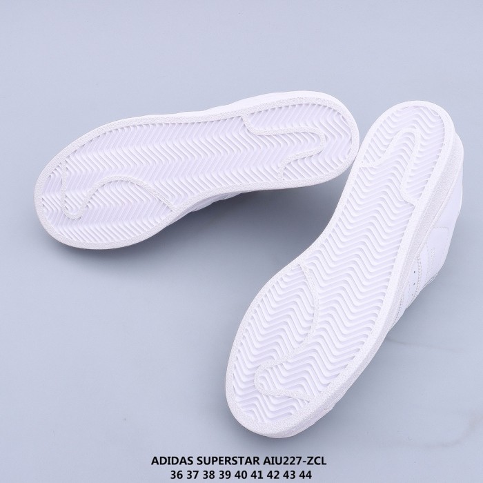 adidas Superstar Triple White