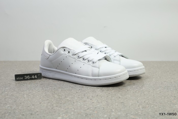 adidas Stan Smith Triple White