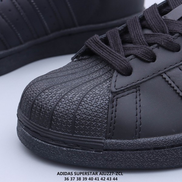 adidas Superstar All Black