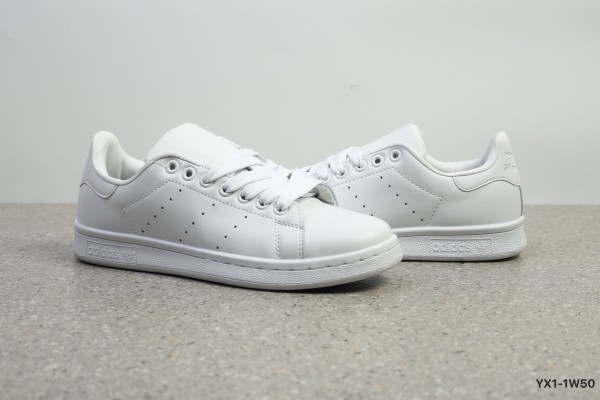 adidas Stan Smith Triple White