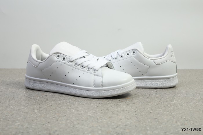 adidas Stan Smith Triple White