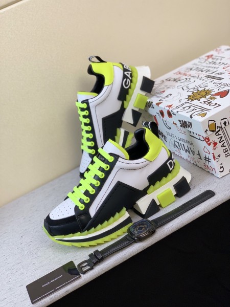 Dolce & Gabbana Low Tops Sneakers 33