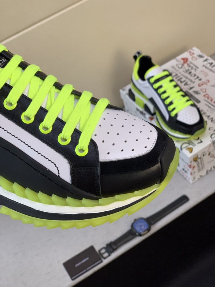 Dolce & Gabbana Low Tops Sneakers 33