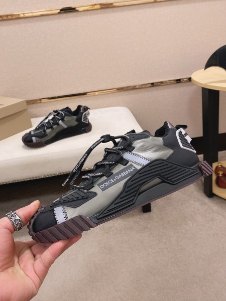 Dolce & Gabbana NS1 low-top sneakers 23