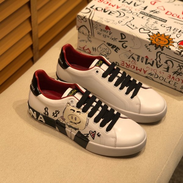 Dolce & Gabbana Low Tops Sneakers 137