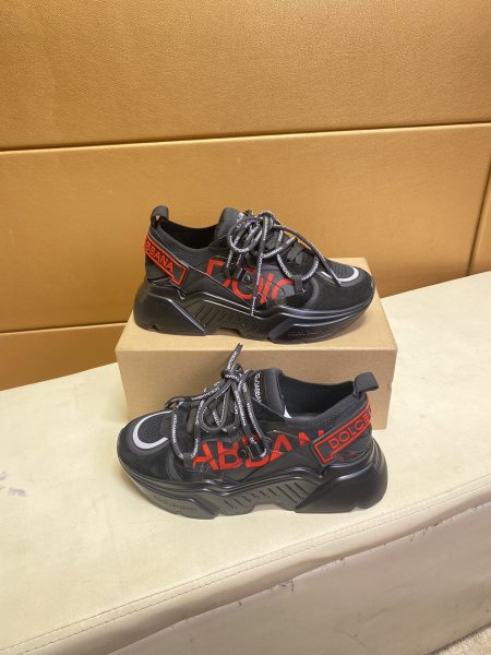 Dolce & Gabbana Low Tops Sneakers 84